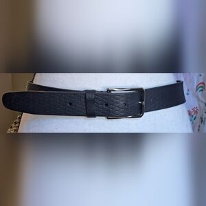 EUC Leyva Snake Scale Embossed Black Smooth Spanish Leather Handmade Belt 40in